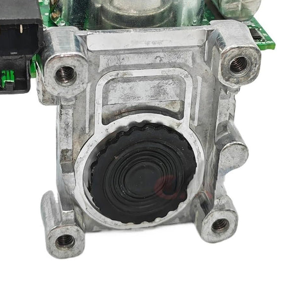 Urea Pump Motor SCR Urea Post-Processing Motor F00BH40180 9913513001 2.2