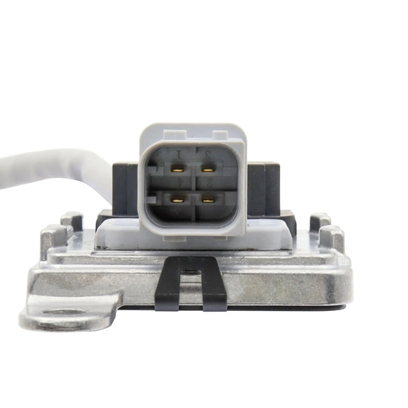 Diesel Outlet Nitrogen Oxide Sensor A0101536928 For Mercedes-Benz Detroit